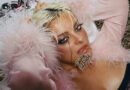 Bebe Rexha celebra nova vitória com “Dirty Blonde”